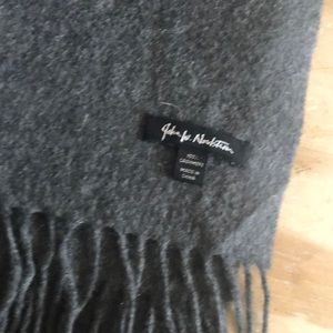 John W. Nordstrom 💯 percent Cashmere scarf